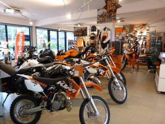 Concessionnaire, entretien et réparation KTM COMPTE TOURS dans le Var (83)